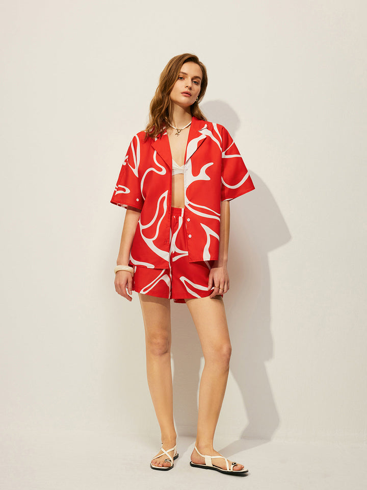 Abstrakt bedrucktes Hemd mit Shorts-Set
