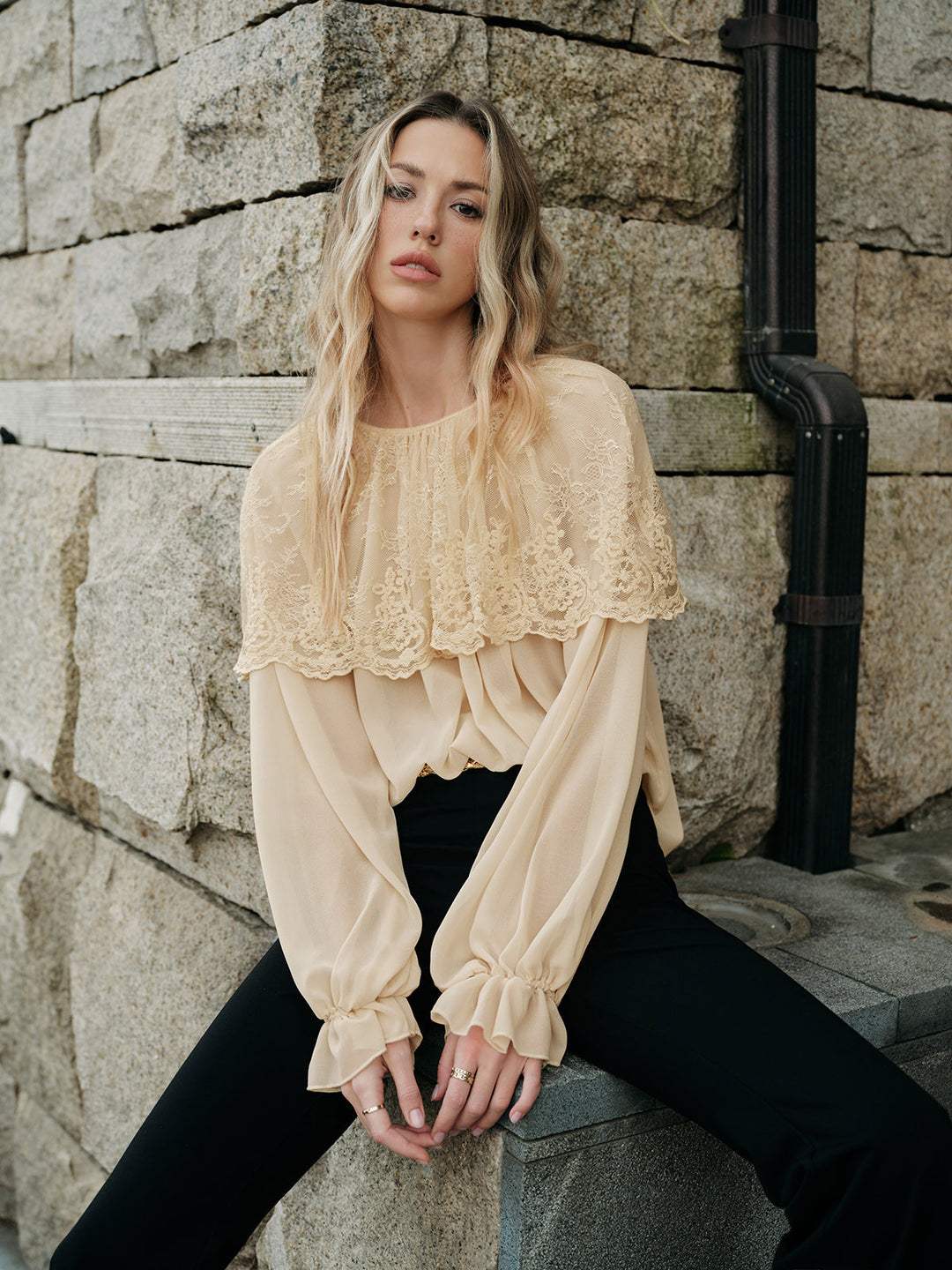 Halbdurchsichtiges Spitzen-Chiffon-Bluse