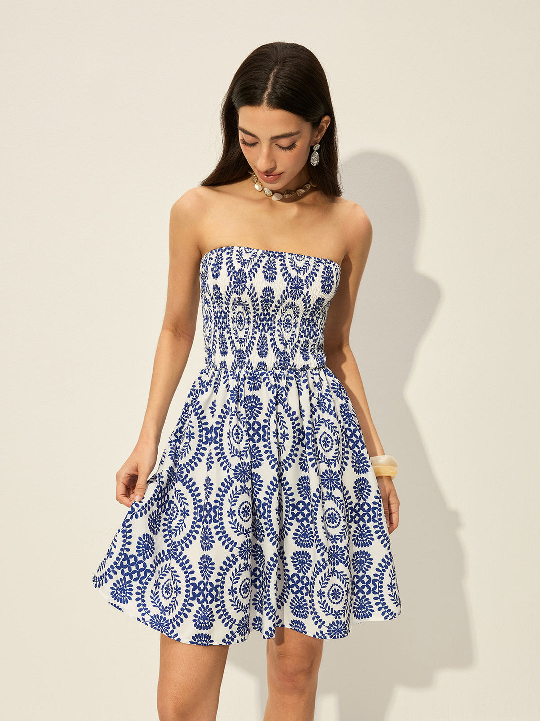 Trägerloses Kleid mit floralem Print