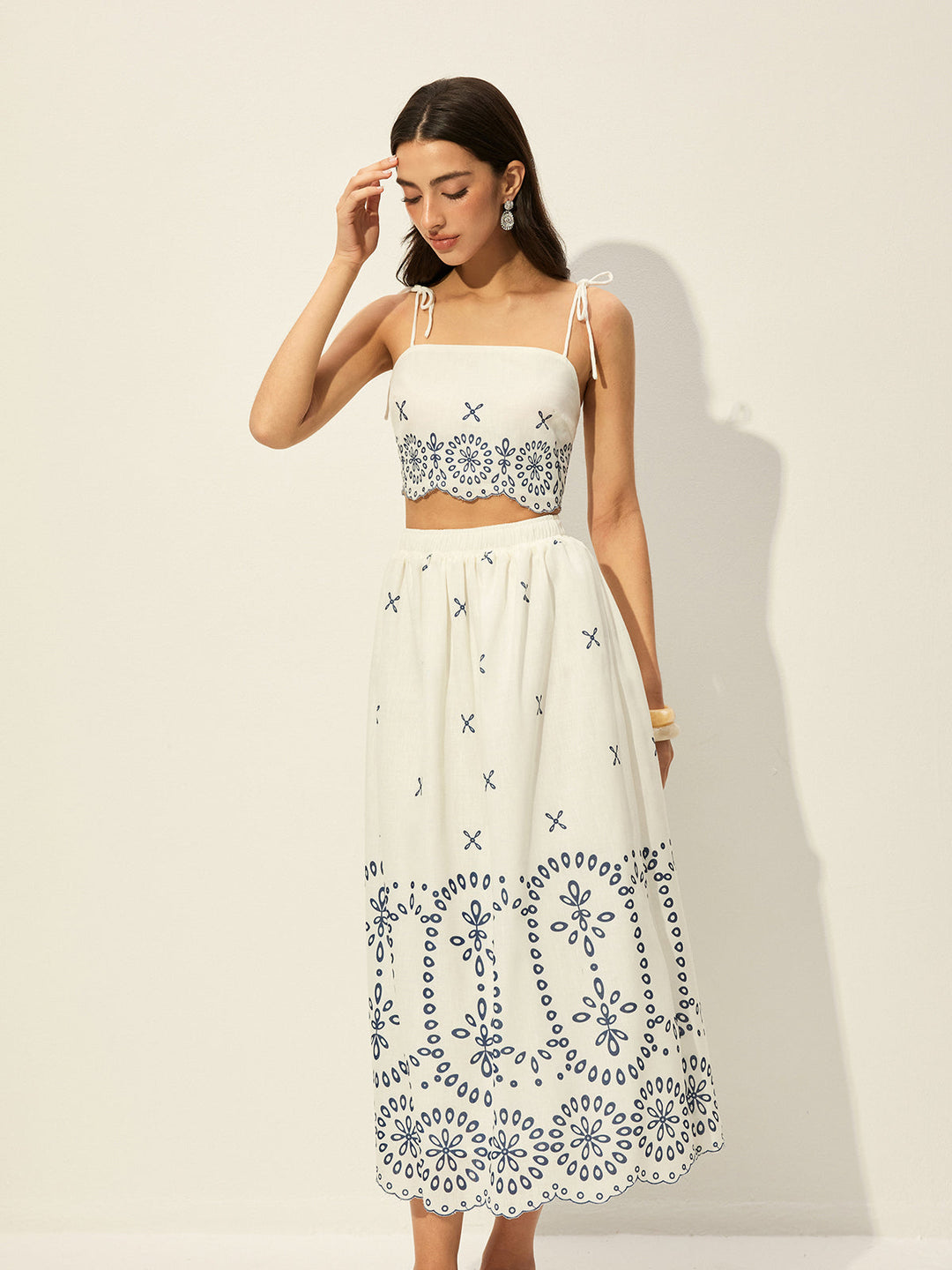 Besticktes Crop-Top mit Rock-Set
