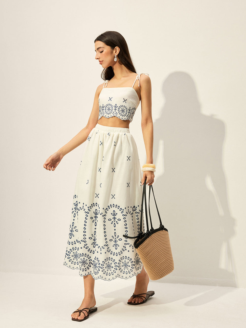 Besticktes Crop-Top mit Rock-Set