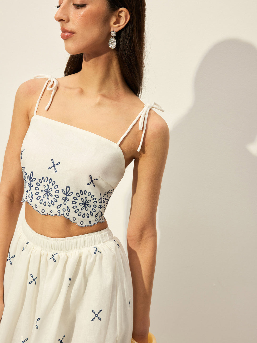 Besticktes Crop-Top mit Rock-Set
