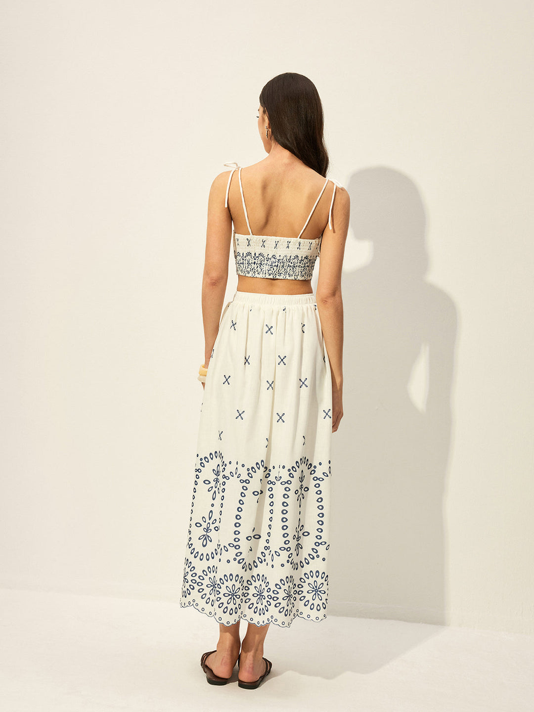 Besticktes Crop-Top mit Rock-Set