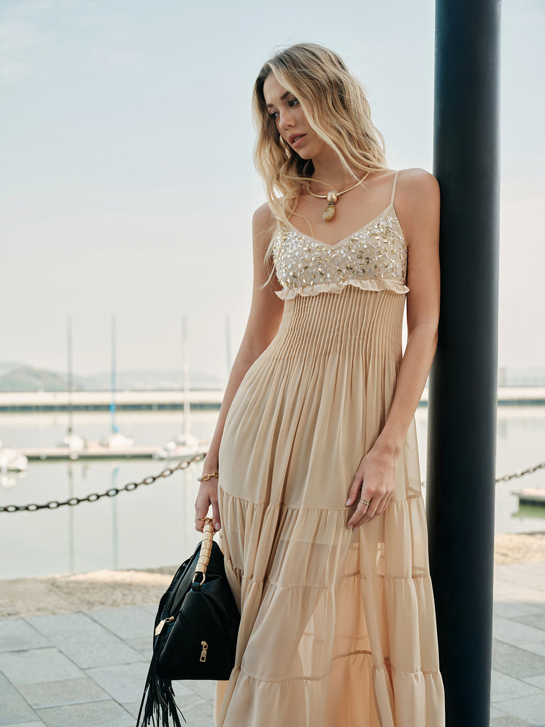 Halbtransparente Bestickte Bustier Stufenkleid