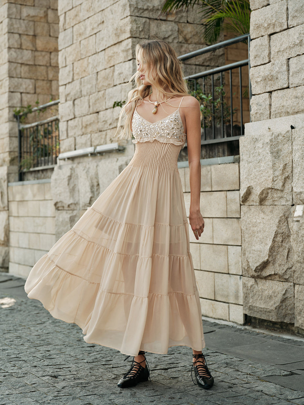 Halbtransparente Bestickte Bustier Stufenkleid