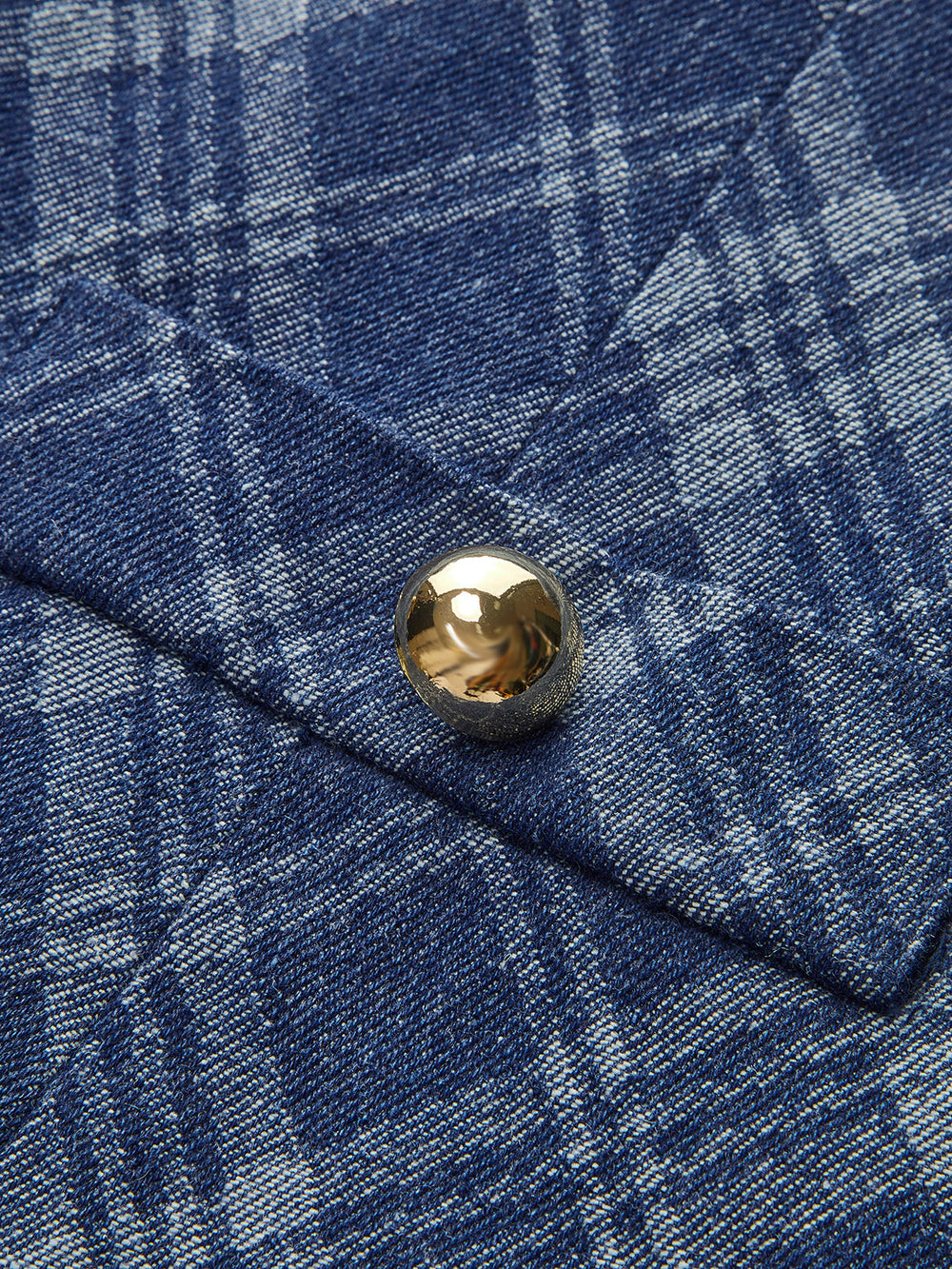 Denim Kleid mit Rundhalsausschnitt, Zierknöpfen und Taschen