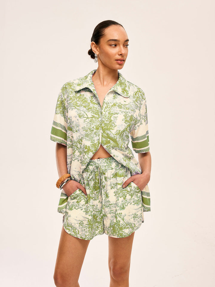 Bedruckte Shorts mit Kontrastbesatz Sets
