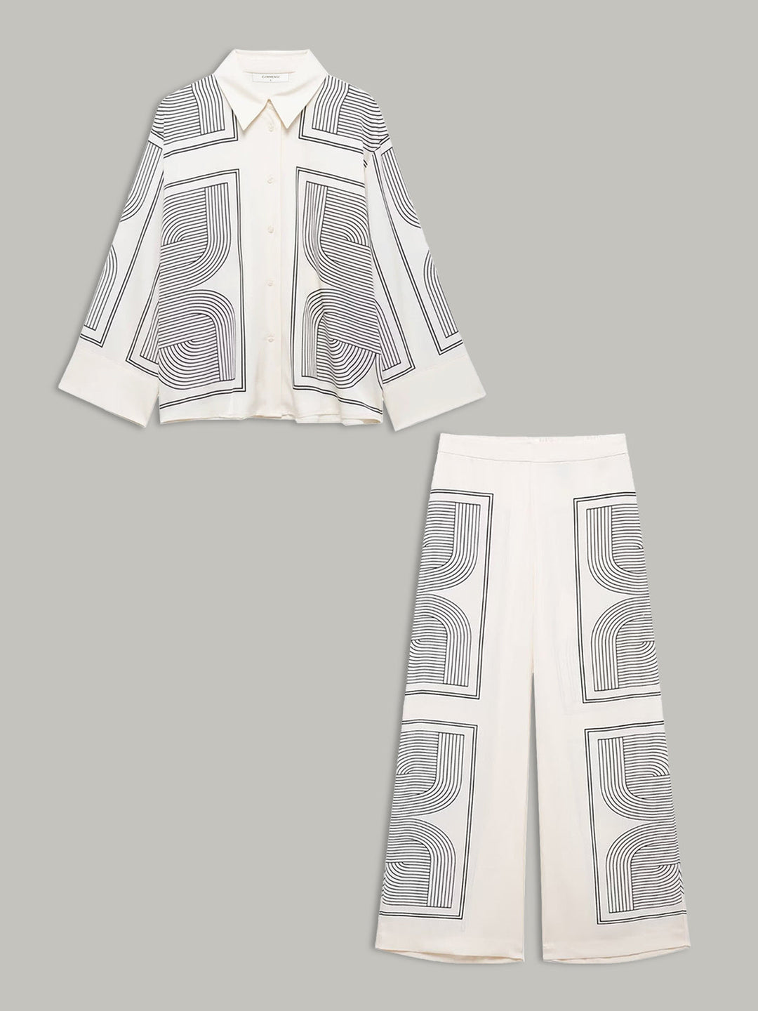 Mittelweite Hose mit geometrischem Print und weitem Bein