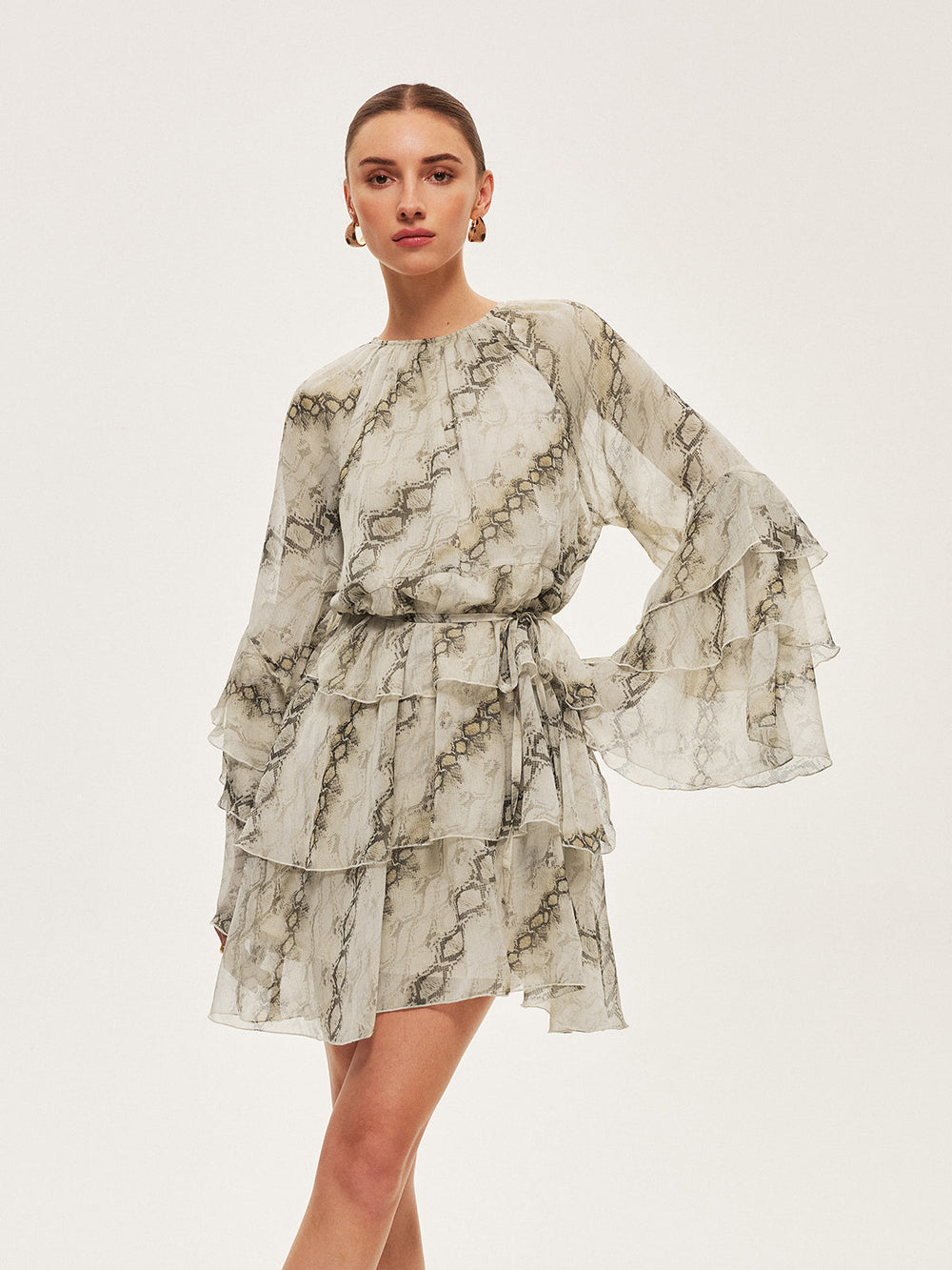 Sheer Print Ruffle Krawattenkleid