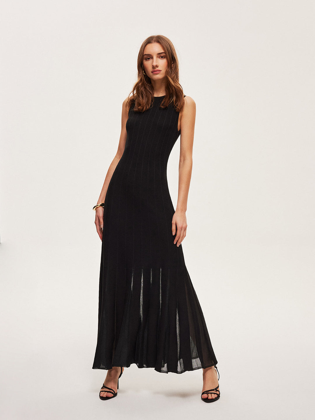 Halbtransparente Mesh-Kleid mit Glockenärmeln ohne Gürtel