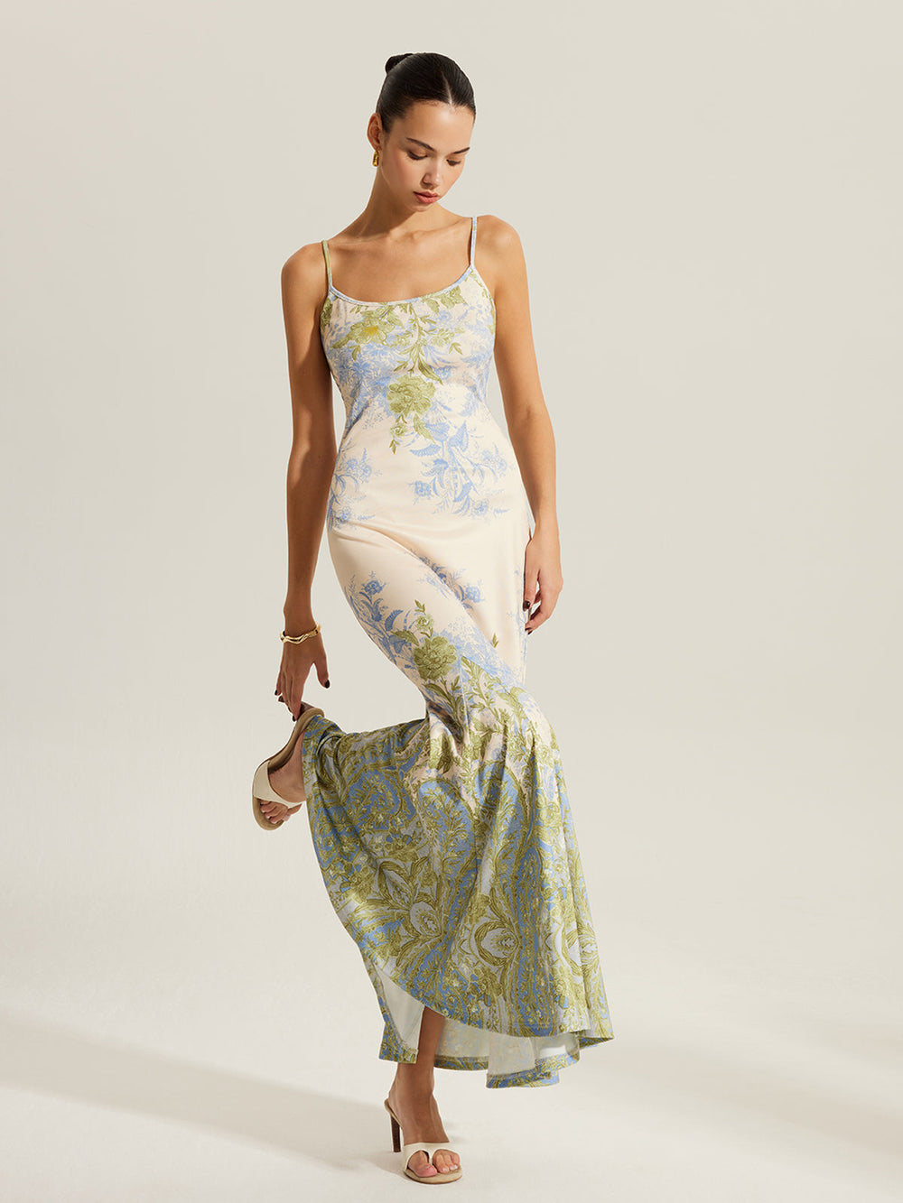 Blumenkleid mit Spaghettiträger