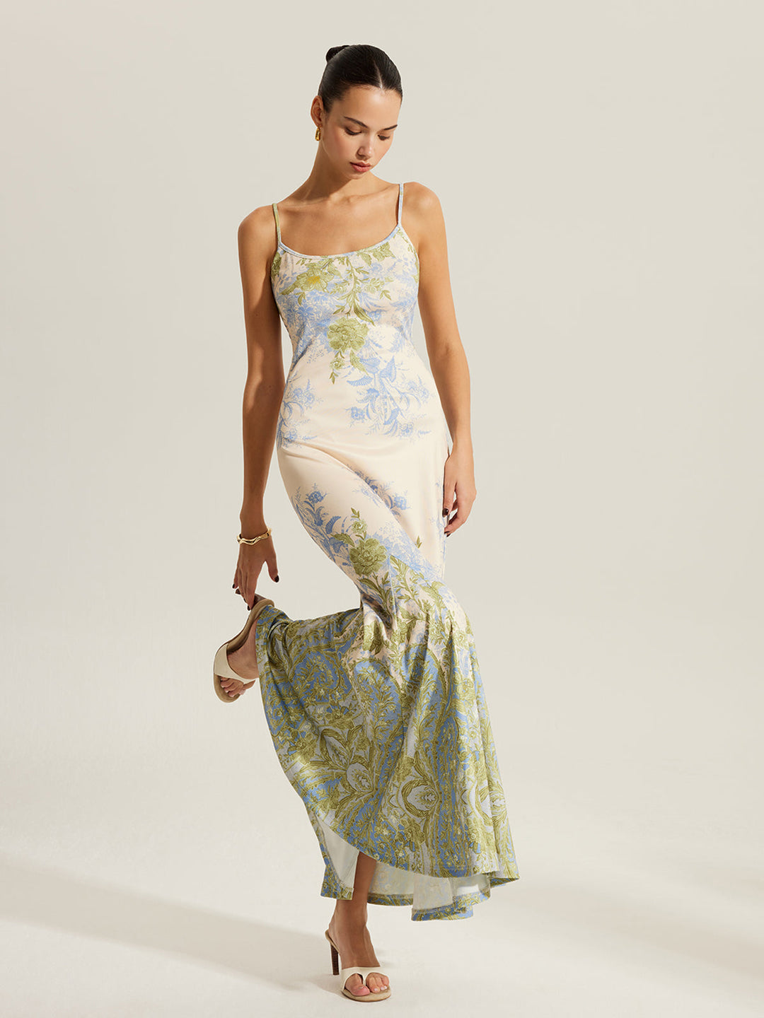 Blumenkleid mit Spaghettiträger