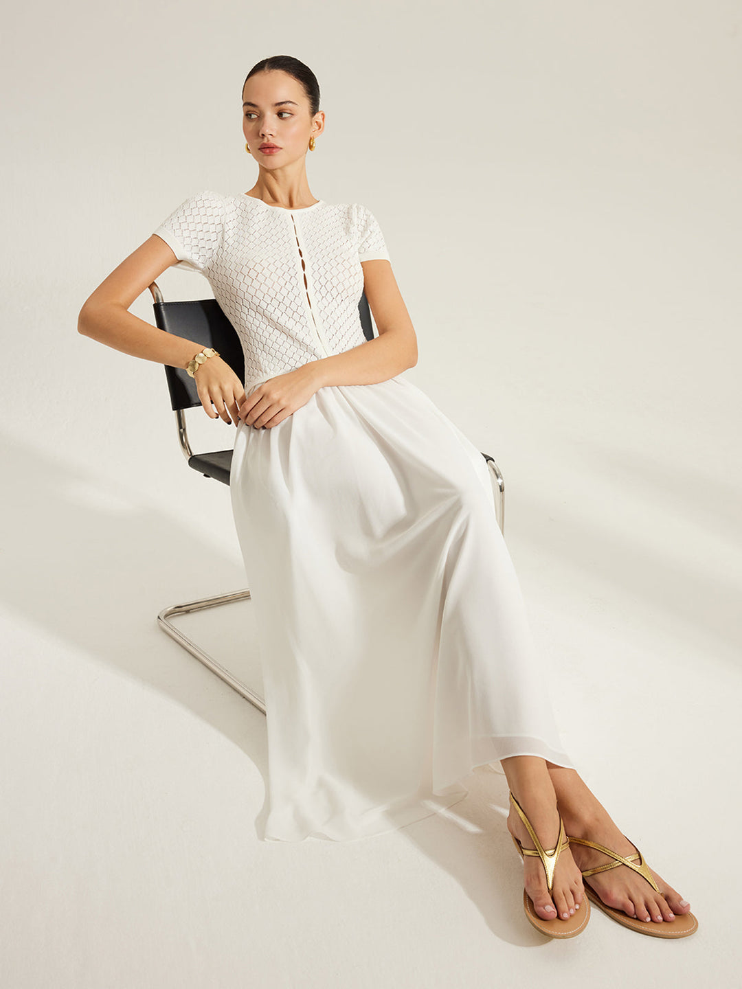 Sheer-Panel Button-Front Strickkleid