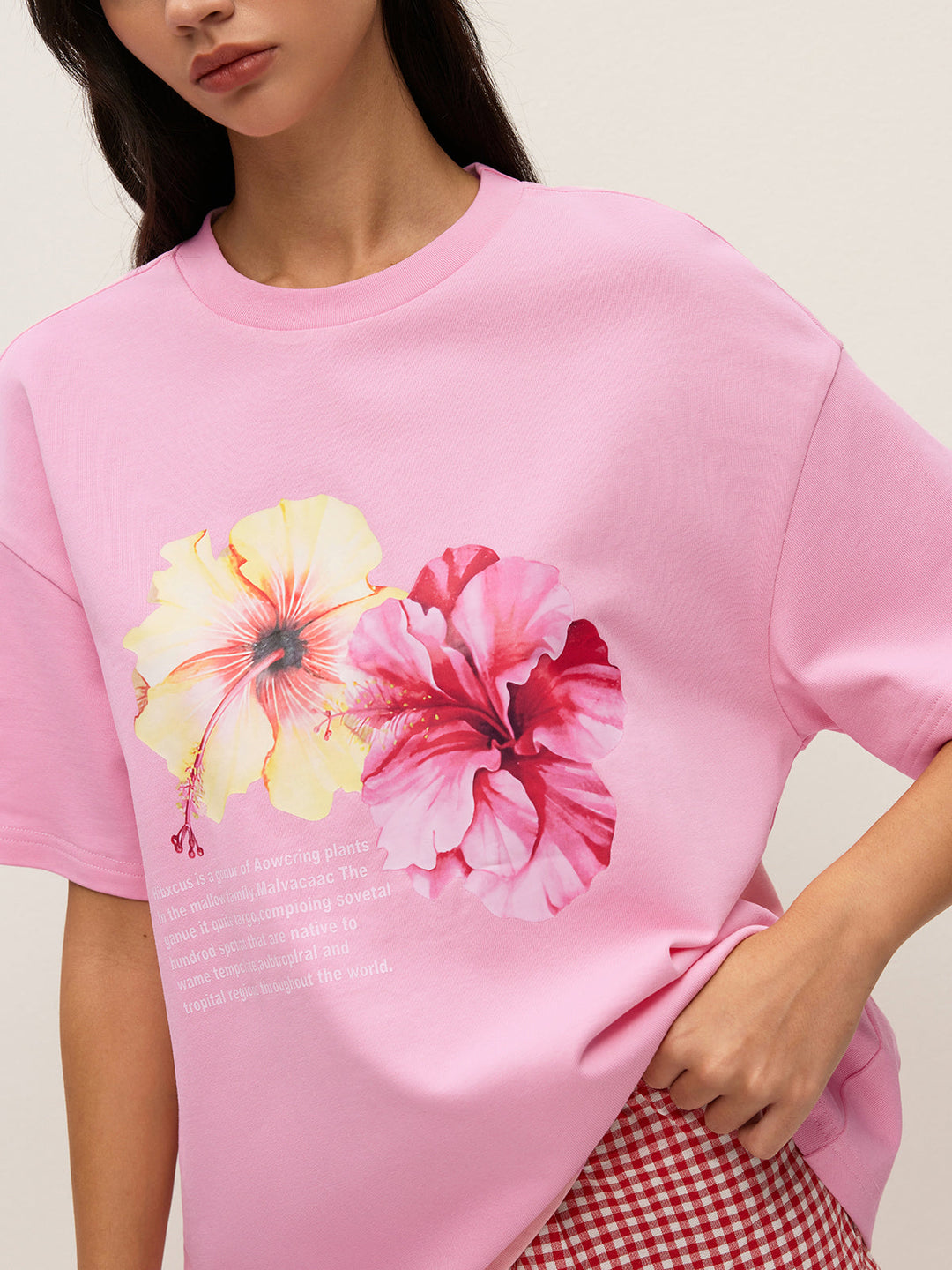 Baumwoll-T-Shirt mit Blumendruck und Oversized-Schnitt