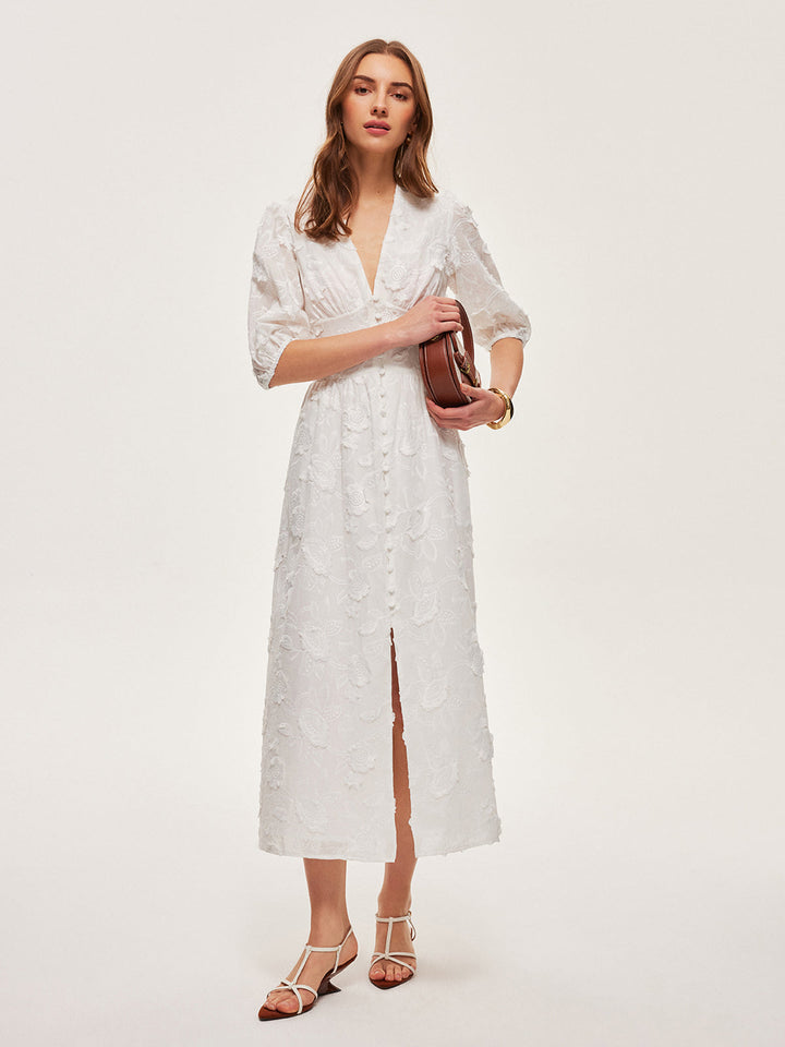 Baumwoll-besticktes Kleid mit Knopfleiste vorne
