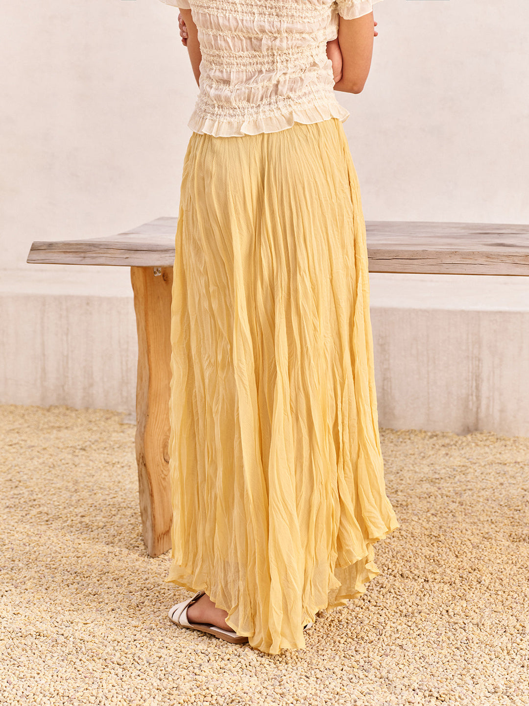 High-Waist Asymmetric Hem Crinkled Skirt
