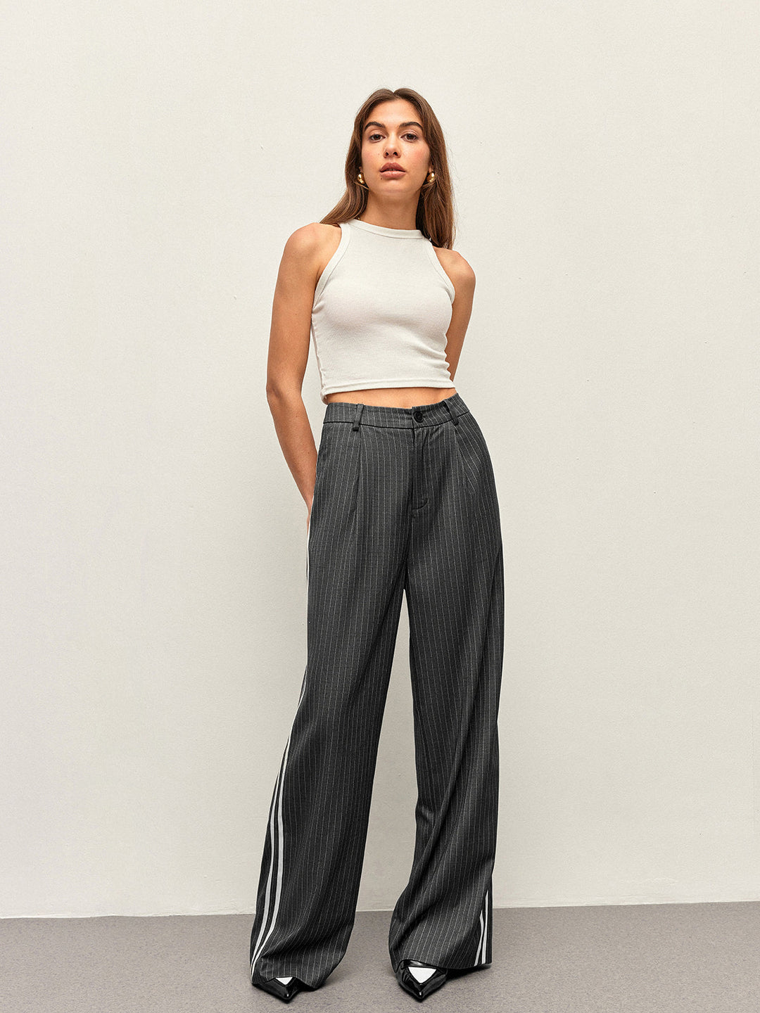 Mid-Waist Gestreifte Hose mit Einsätzen