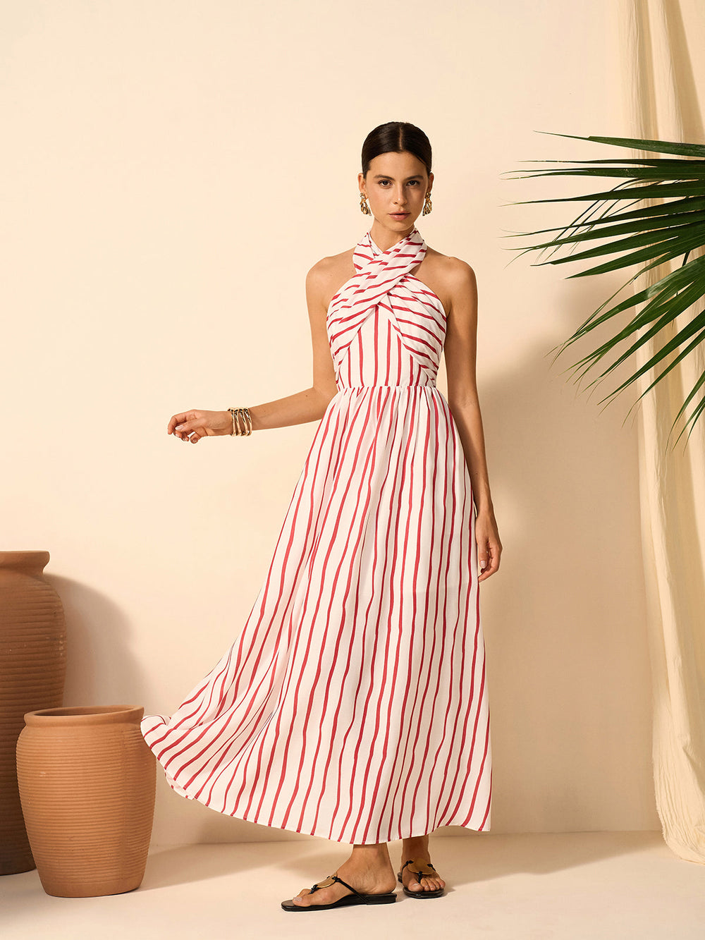 Gestreiftes Wickel-Neckholder-Kleid