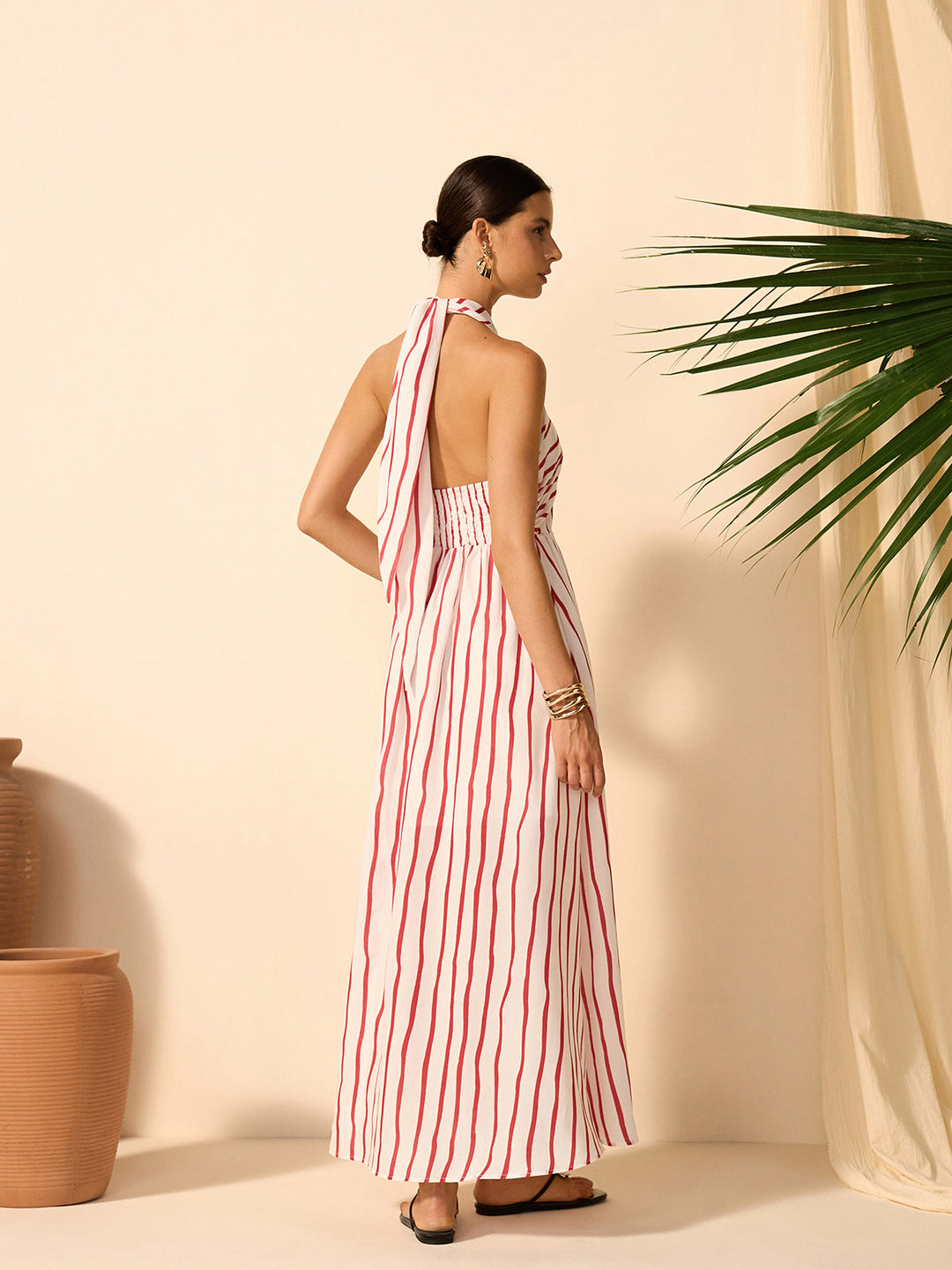 Gestreiftes Wickel-Neckholder-Kleid