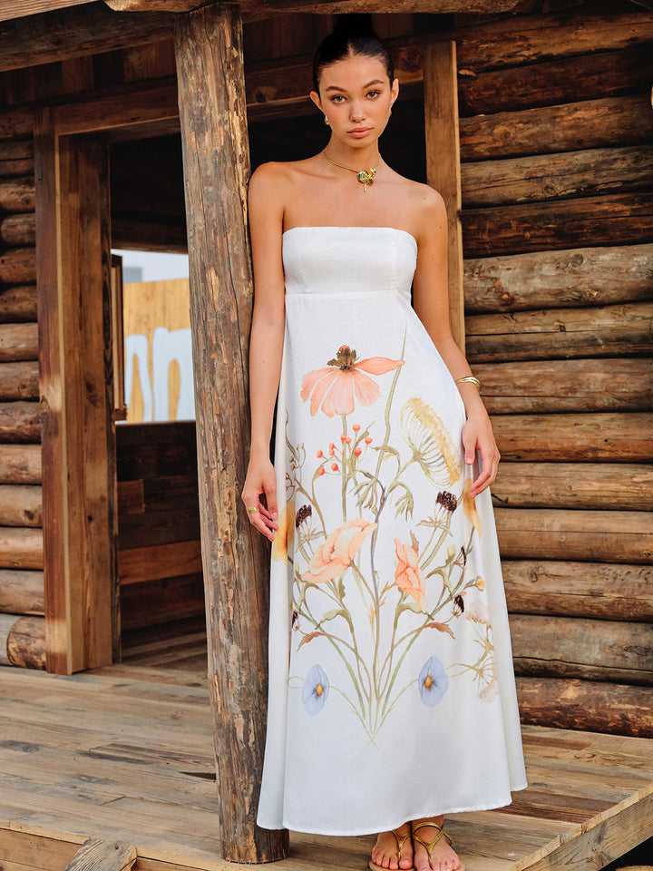 Trägerloses Blumenkleid