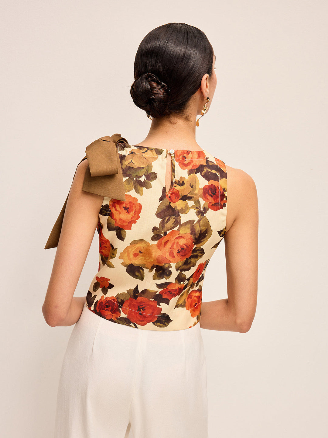 Tanktop mit Blumenprint und Schleifendetail