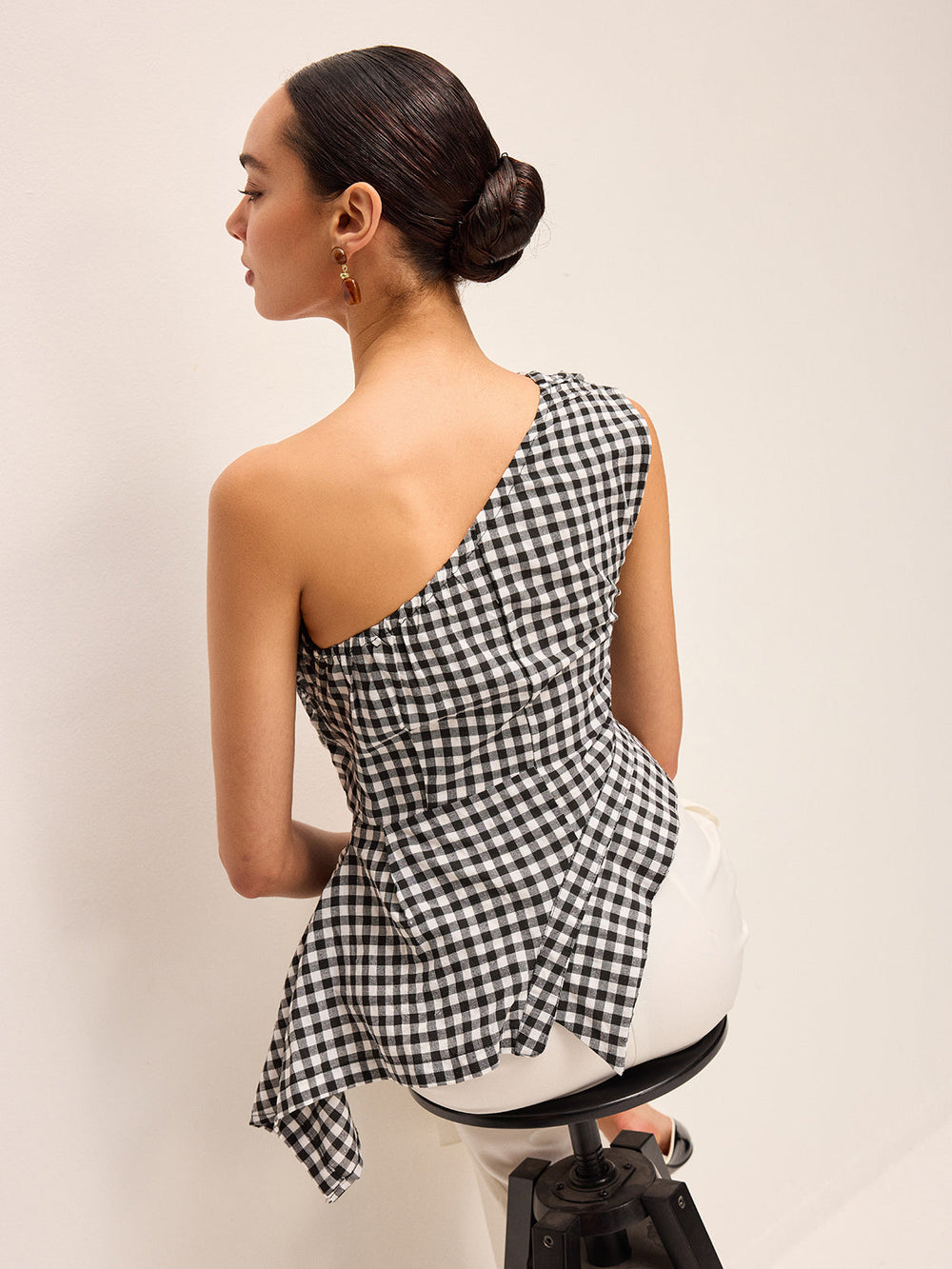 Asymmetrisches Karomuster One-Shoulder-Tanktop