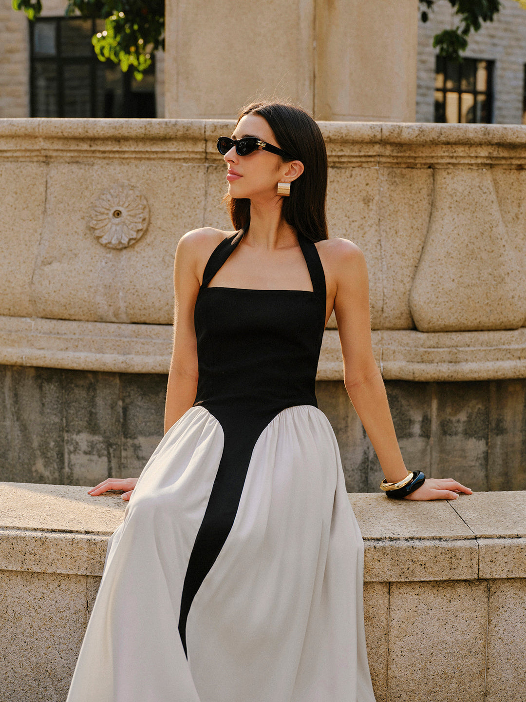 Farblich abgesetztes Neckholder-Kleid aus Leinenmischung