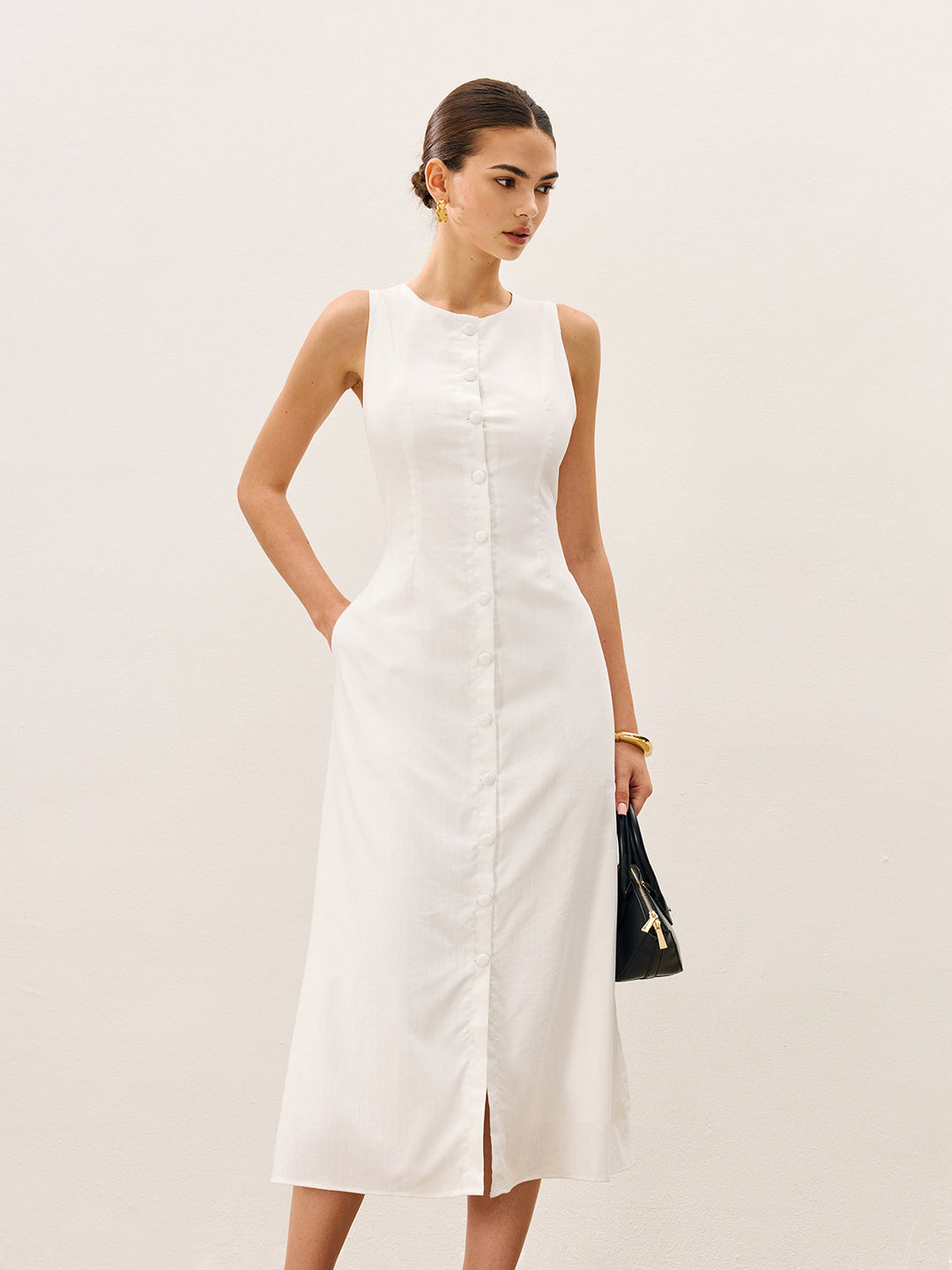 Kleid mit durchgehender Knopfleiste aus Baumwolle und Leinen ohne Gürtel