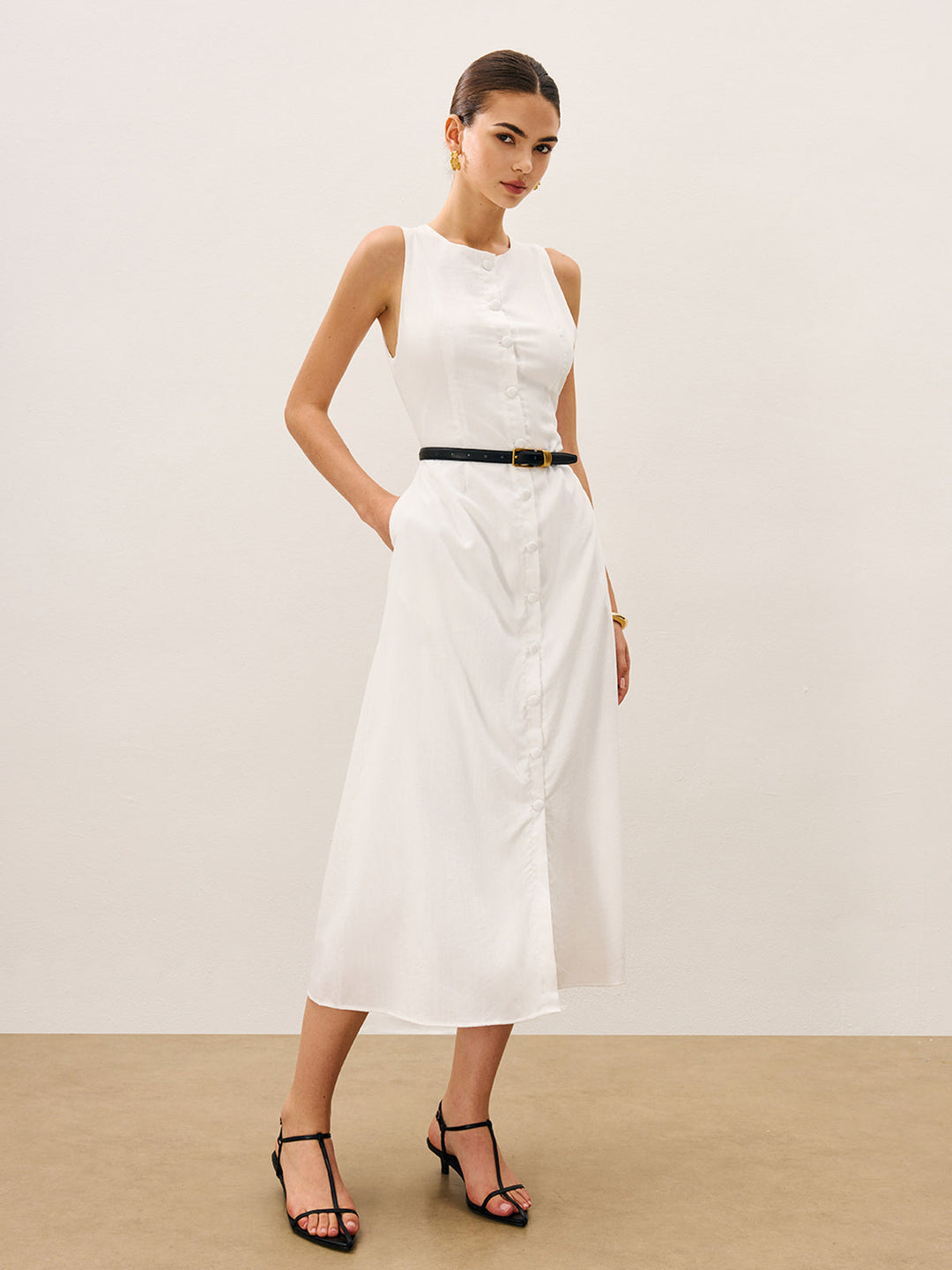 Kleid mit durchgehender Knopfleiste aus Baumwolle und Leinen ohne Gürtel