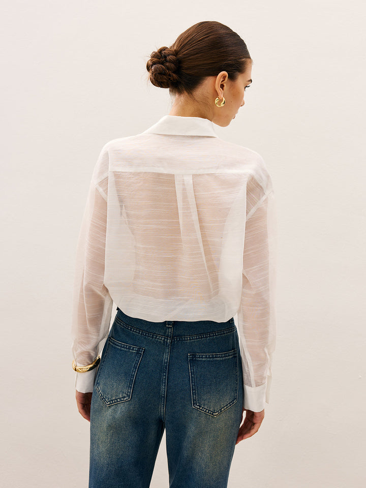 Bluse mit durchbrochener Spitzendetailierung