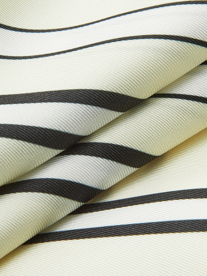 Gestreifte Hose mit mittelhohem Bund
