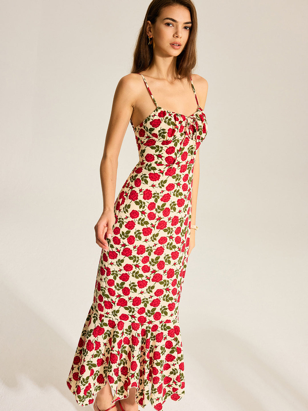 Maxikleid mit Rüschensaum und Blumenmuster
