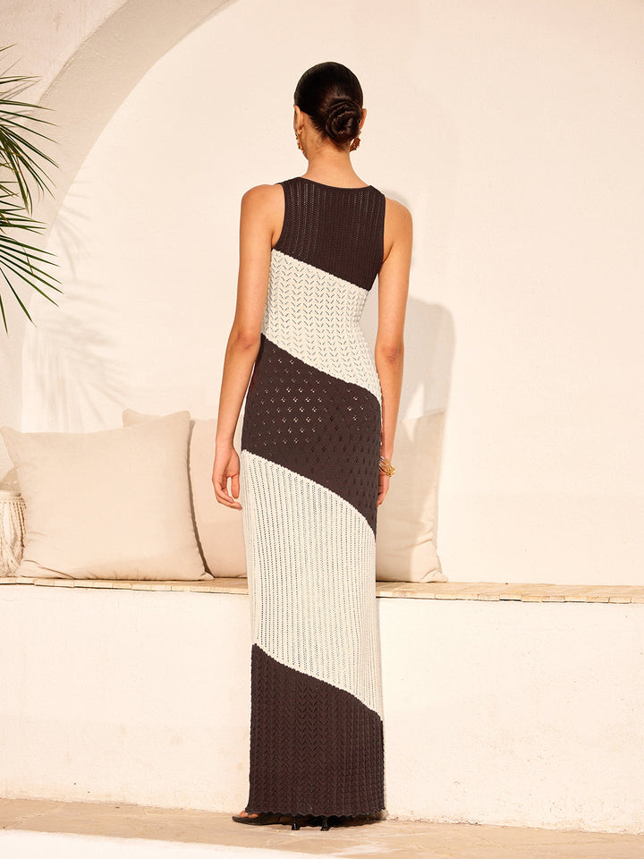 Zweifarbige Häkelkleid mit Vorderträgern