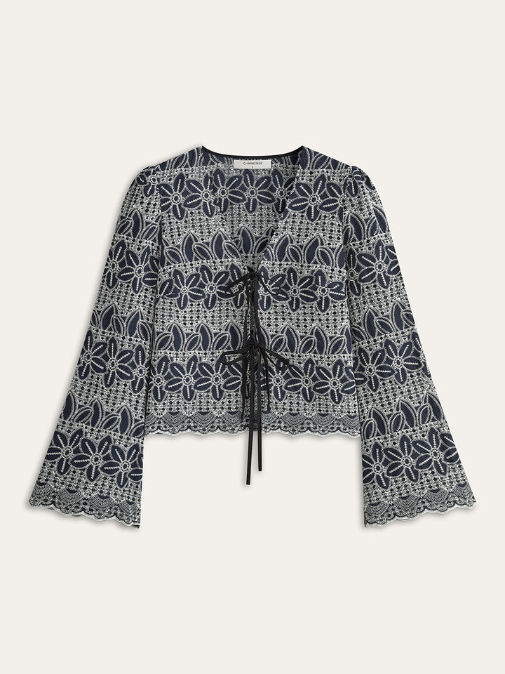Gestickte Bluse mit Bindevorderteil