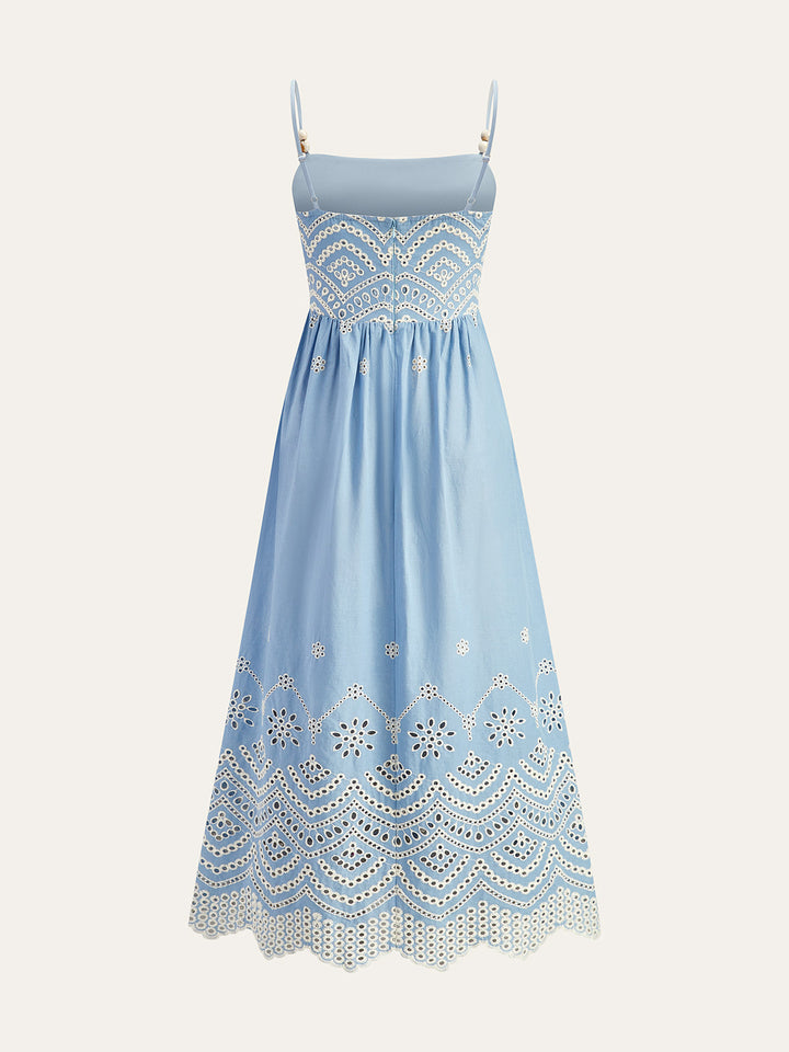 Halbdurchsichtiges besticktes Ösen-Cami-Kleid