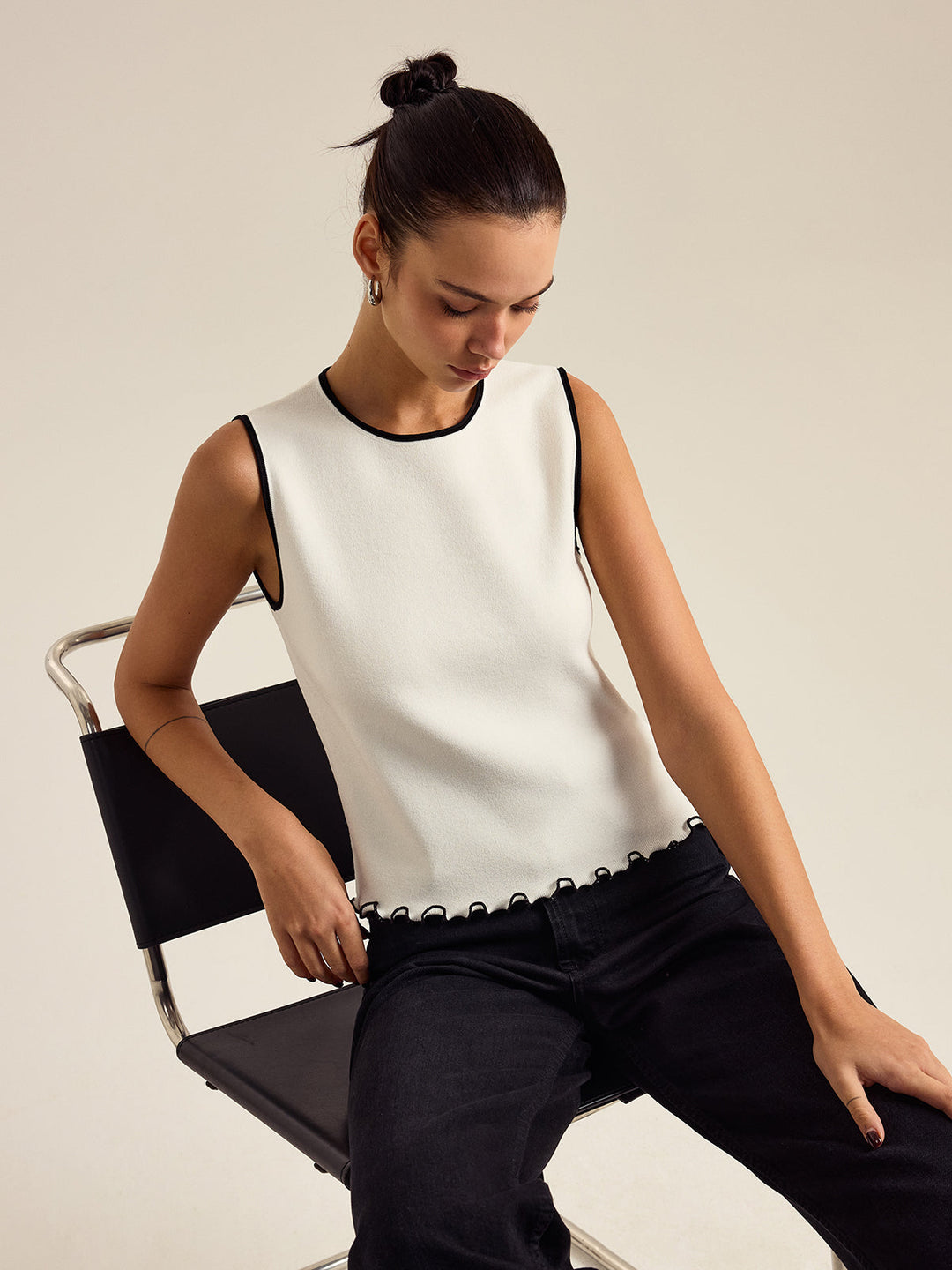 Kontrastbesetztes Tanktop