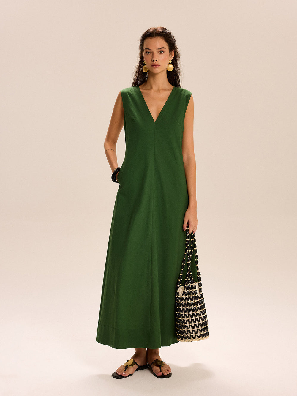 Maxikleid mit V-Ausschnitt und Taschen aus Leinen & Baumwolle