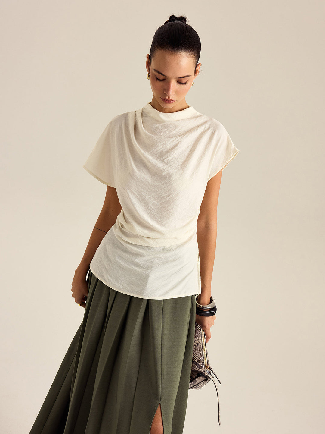 Drapierte Bluse mit Stehkragen