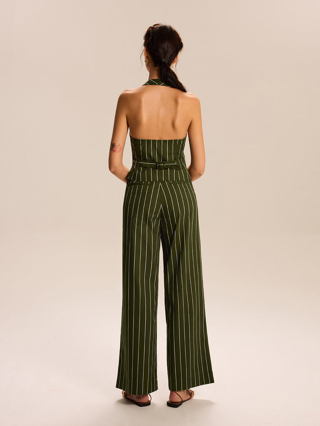 Gestreifte Neckholder-Weste und Hose mit weitem Bein