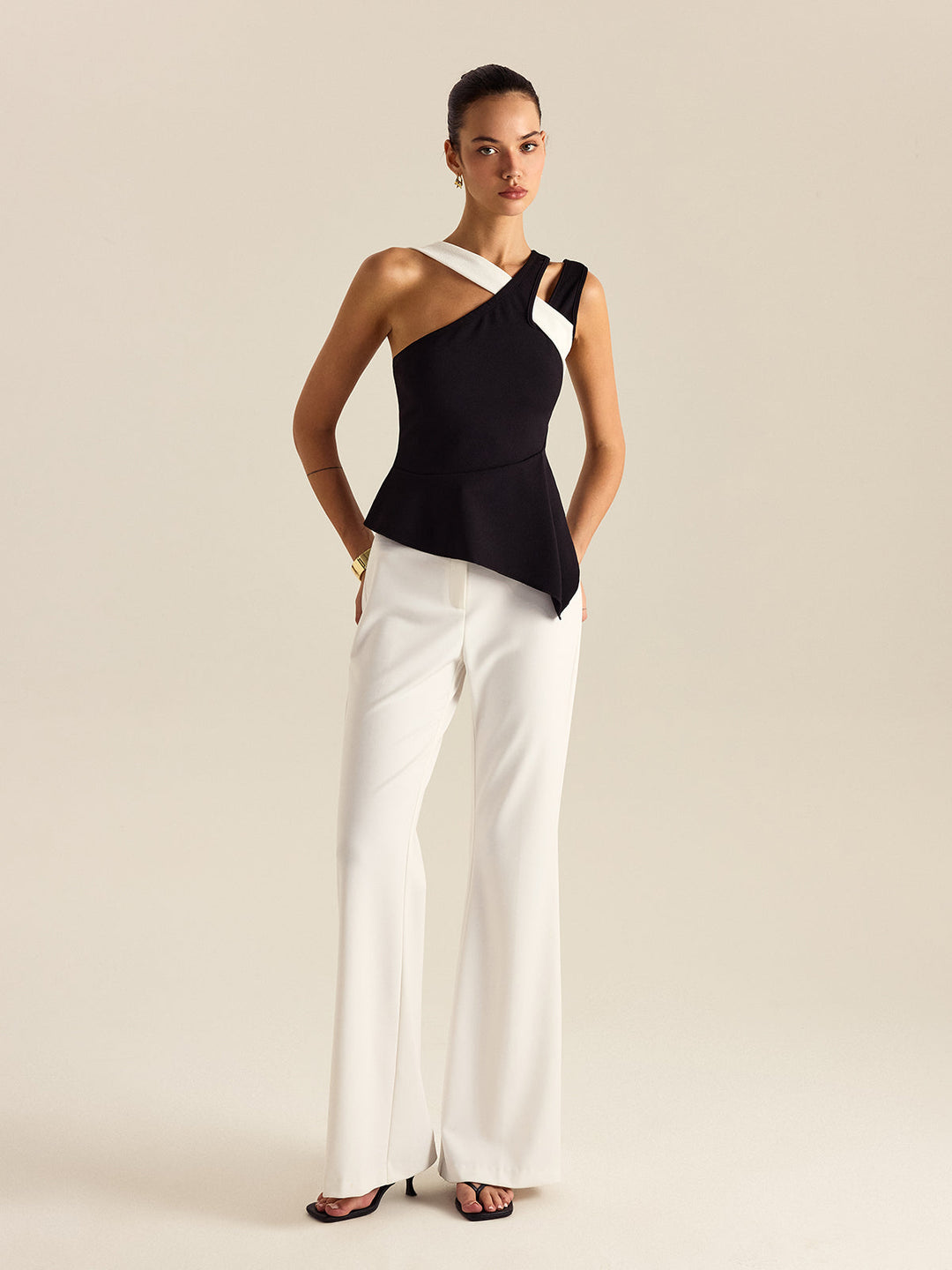 Asymmetrisches Peplum-Oberteil