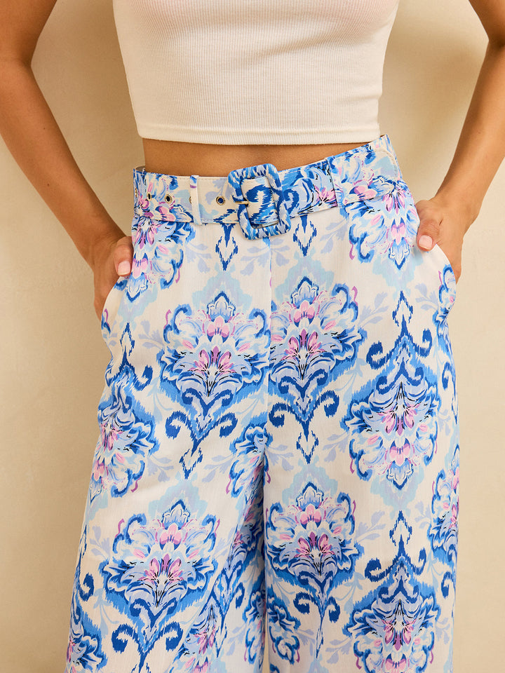 High-Waisted geblümte Hose mit weitem Bein und Taschen