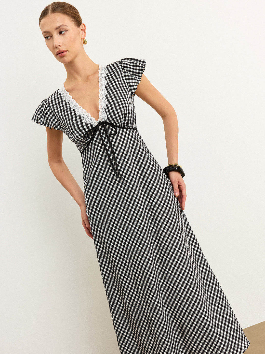 Gingham Kleid mit Rüschenärmeln und Spitzenbesatz