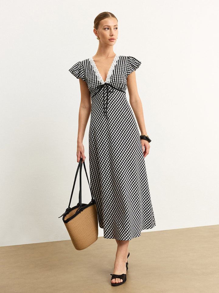 Gingham Kleid mit Rüschenärmeln und Spitzenbesatz