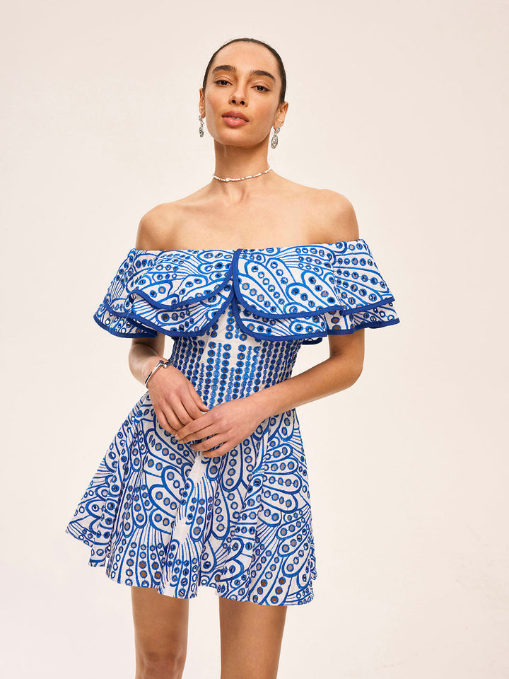 Halbtransparente Rüschen-Kleid mit Carmen-Ausschnitt