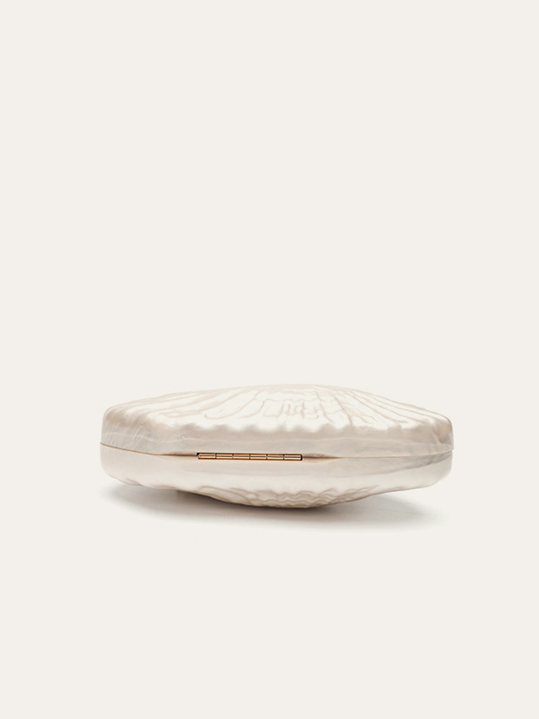 Perlmutt-Struktur-Clutch mit goldener Kette