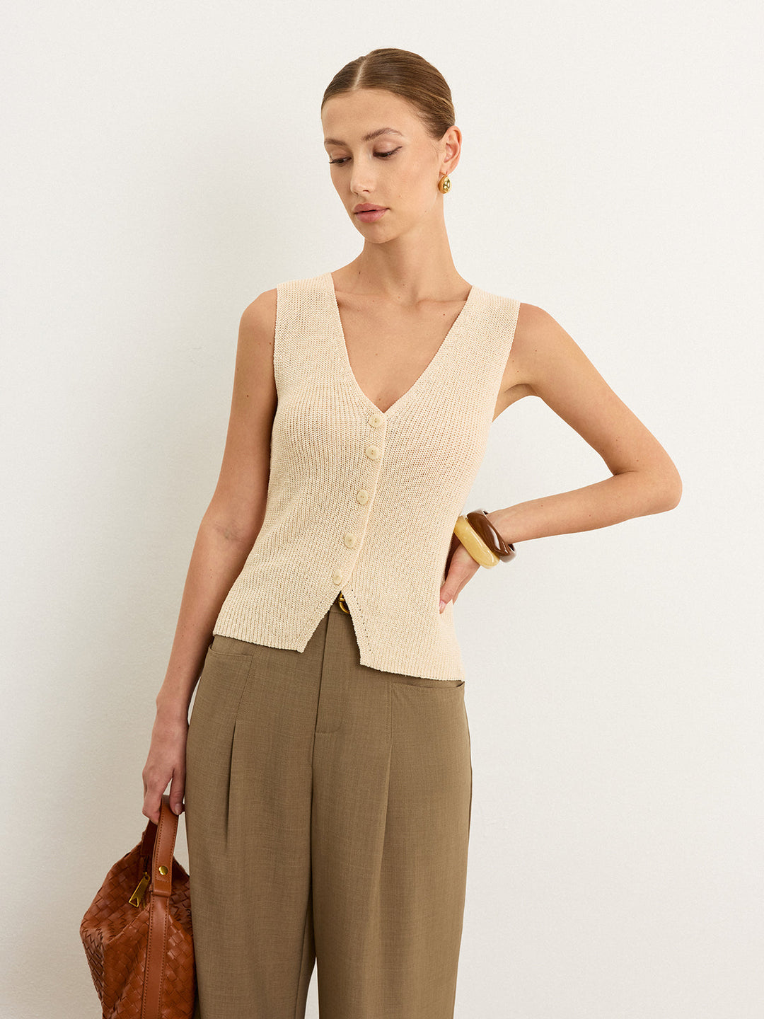 Strickweste mit Knopfleiste vorne