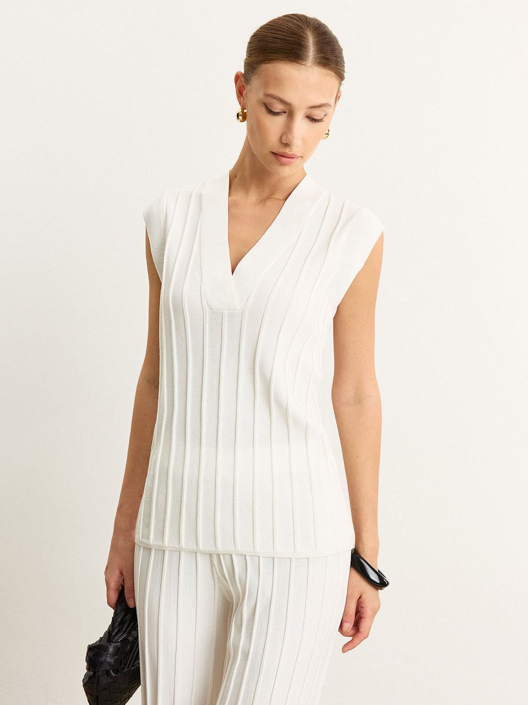 Rippstrick-Tanktop mit V-Ausschnitt