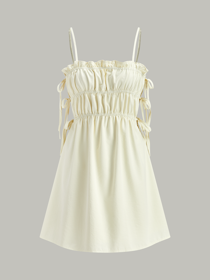Kleid mit Kordelzug in der Taille