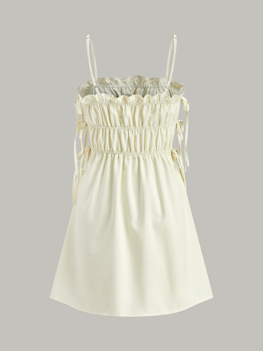 Kleid mit Kordelzug in der Taille