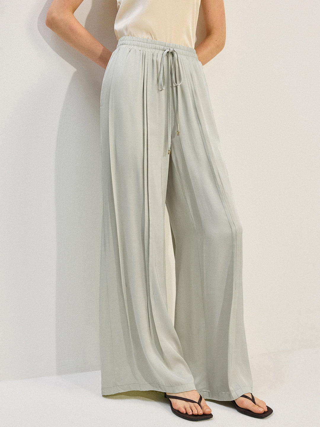 Tencel Rayon Satin Hosen mit Falten